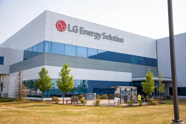 韩国电池企业LG遭受重大打击，季度利润下滑58%